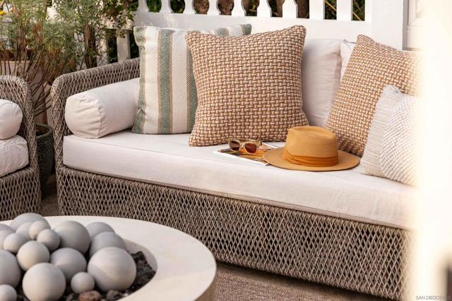 335 Gravilla Street, La Jolla, CA 92037