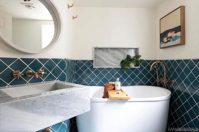 335 Gravilla Street, La Jolla, CA 92037