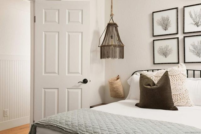 335 Gravilla Street, La Jolla, CA 92037