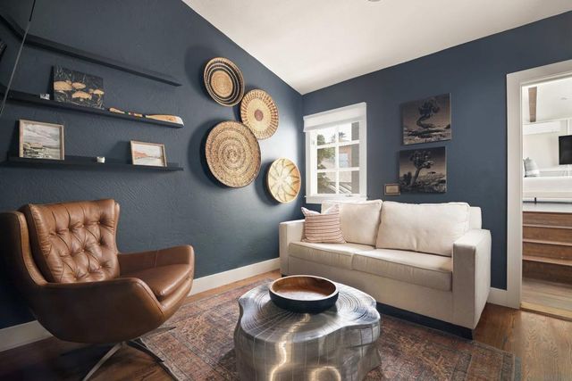 335 Gravilla Street, La Jolla, CA 92037