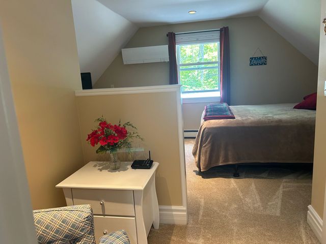 41 Hermit Lake Road, Sanbornton, NH 03269