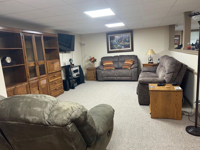 41 Hermit Lake Road, Sanbornton, NH 03269