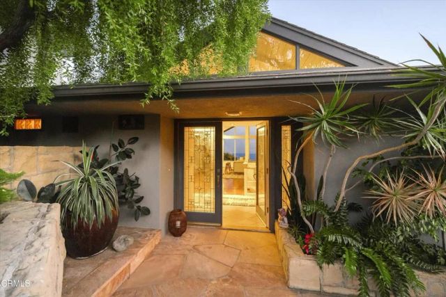 1510 Franceschi Road, Santa Barbara, CA 93103
