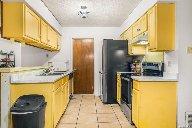 1149 Spruce, Seguin, TX 78155