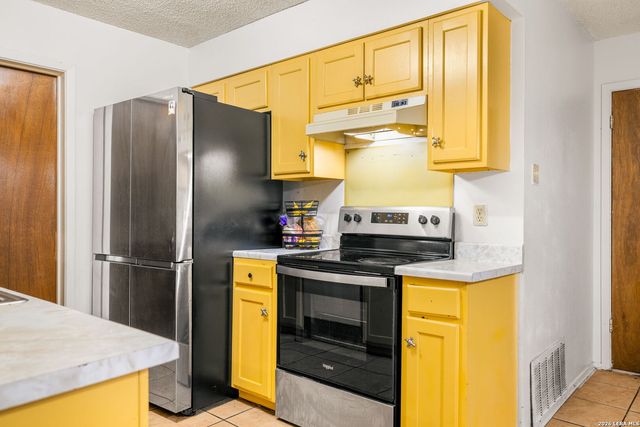 1149 Spruce, Seguin, TX 78155