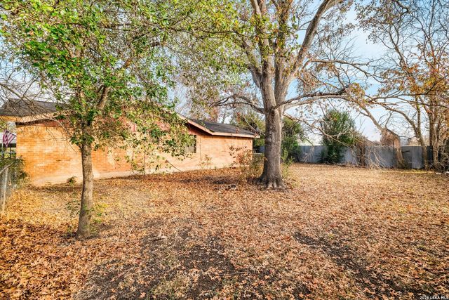 1149 Spruce, Seguin, TX 78155