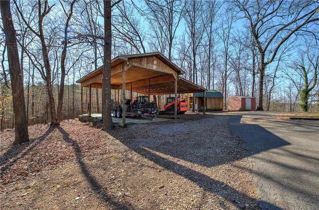 16 Summit SE Drive, Lindale, GA 30147