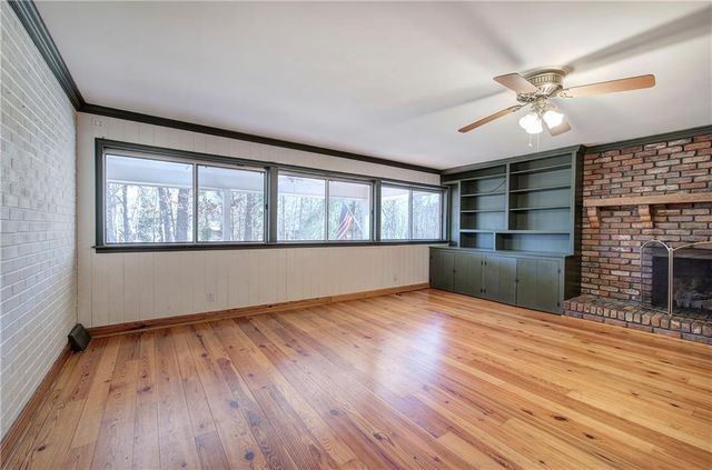 16 Summit SE Drive, Lindale, GA 30147