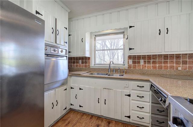 16 Summit SE Drive, Lindale, GA 30147