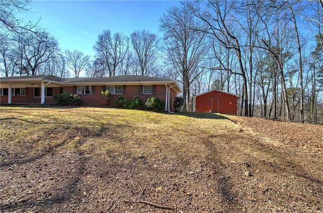 16 Summit SE Drive, Lindale, GA 30147