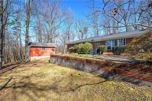 16 Summit SE Drive, Lindale, GA 30147