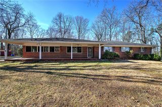 16 Summit SE Drive, Lindale, GA 30147