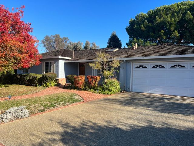 493 Casita Way, Los Altos, CA 94022