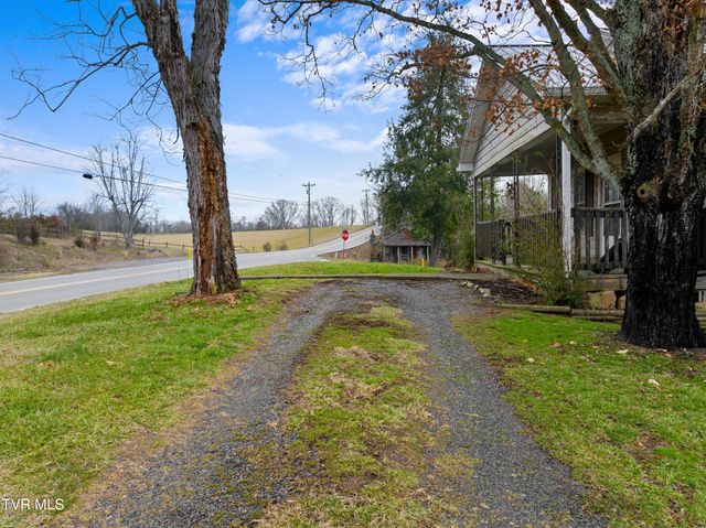 711 Highway 113, Rogersville, TN 37857
