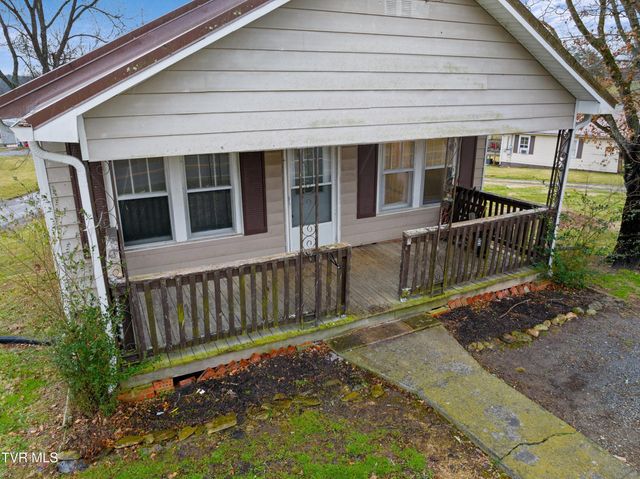 711 Highway 113, Rogersville, TN 37857