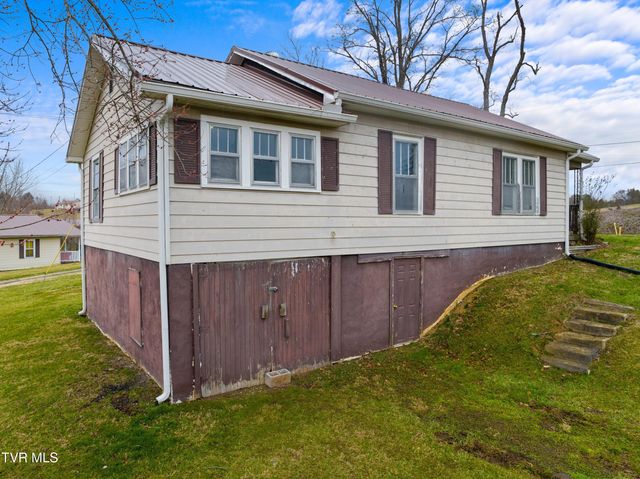 711 Highway 113, Rogersville, TN 37857