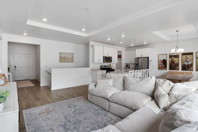 949 S RED CLIFF DR, Santaquin, UT 84655