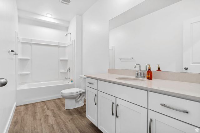 949 S RED CLIFF DR, Santaquin, UT 84655