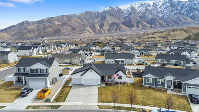 949 S RED CLIFF DR, Santaquin, UT 84655