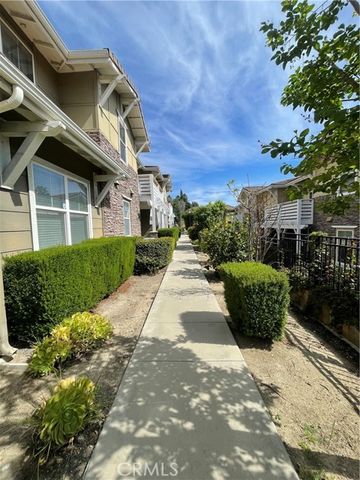 835 Francesca 201, Walnut, CA 91789