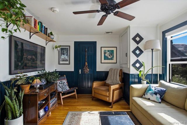 3 Elm Street, Pleasantville, NY 10570