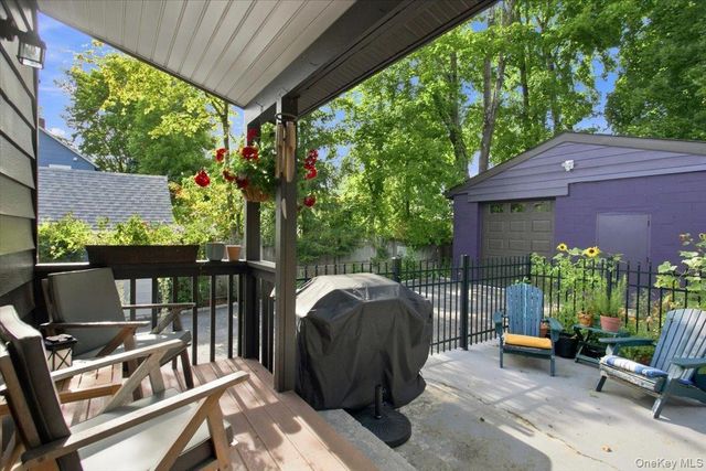 3 Elm Street, Pleasantville, NY 10570