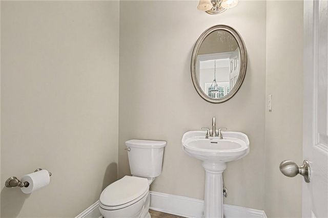 25 Inverleigh Row, Covington, GA 30014