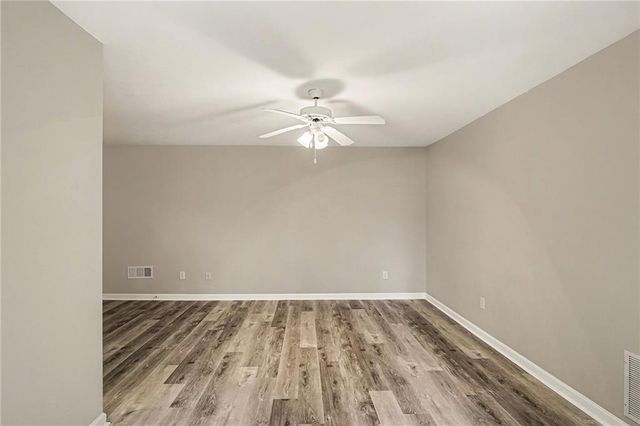 25 Inverleigh Row, Covington, GA 30014