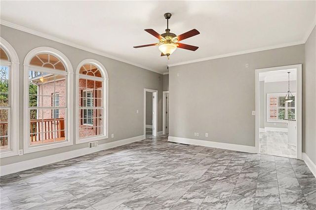 25 Inverleigh Row, Covington, GA 30014