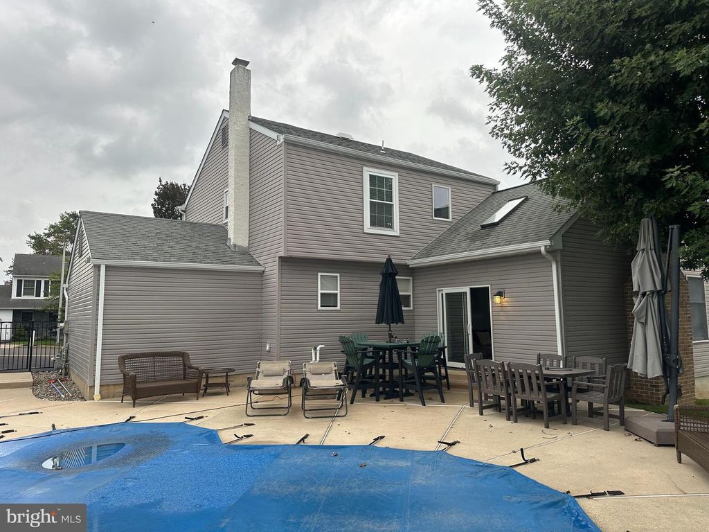 1407 CORNFLOWER LN, Bensalem, PA 19020