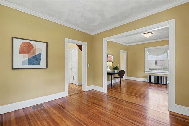 10 Dartmouth Street, Pawtucket, RI 02860