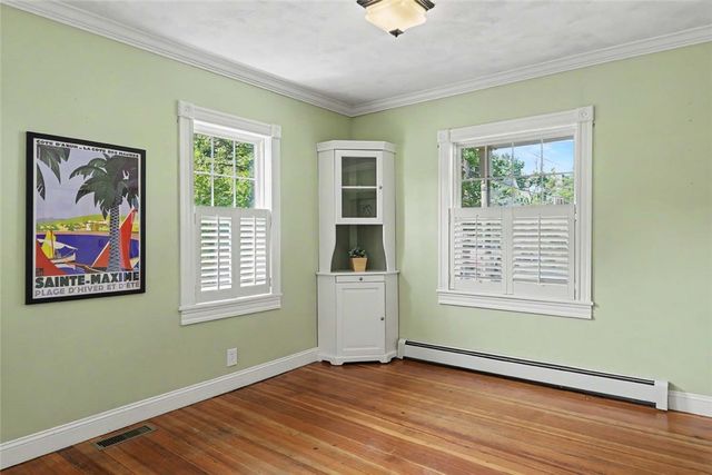 10 Dartmouth Street, Pawtucket, RI 02860