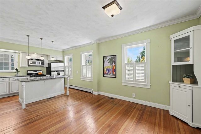 10 Dartmouth Street, Pawtucket, RI 02860