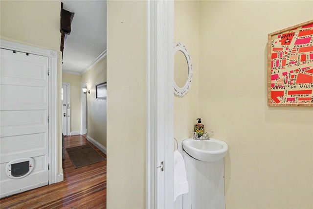 10 Dartmouth Street, Pawtucket, RI 02860