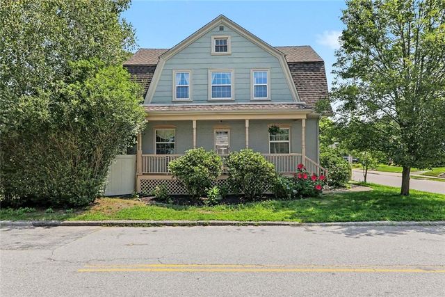 10 Dartmouth Street, Pawtucket, RI 02860