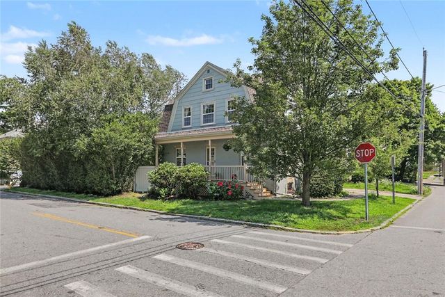 10 Dartmouth Street, Pawtucket, RI 02860