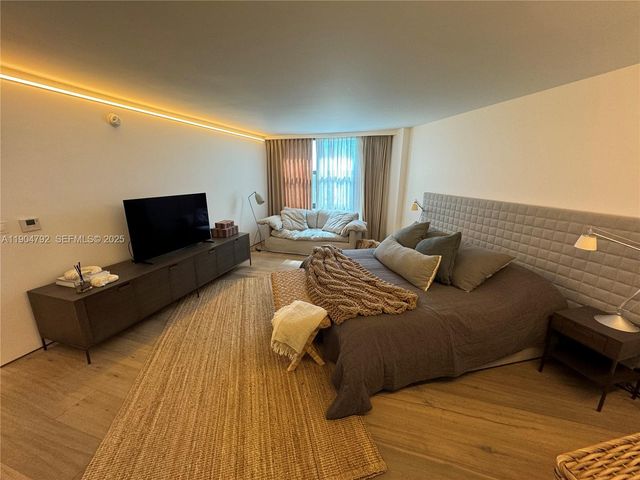 1121 Crandon Boulevard D608, Key Biscayne, FL 33149