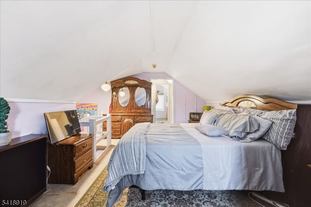 9 Harvard Ter, West Orange Twp., NJ 07052