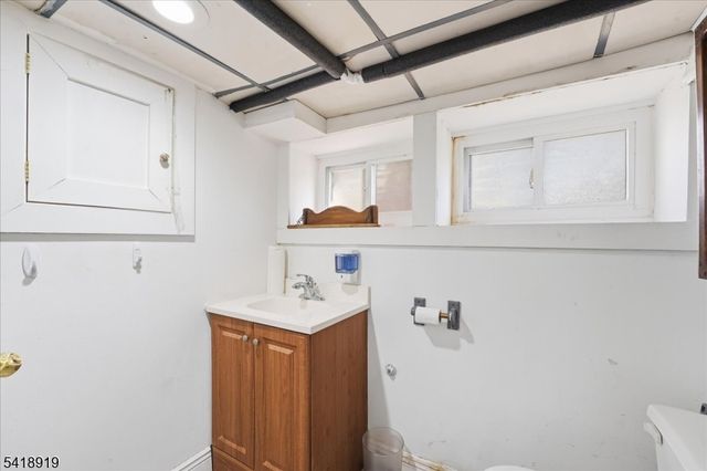 9 Harvard Ter, West Orange Twp., NJ 07052