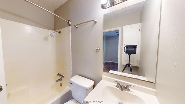 500 Foch Street 5, Bryan, TX 77801