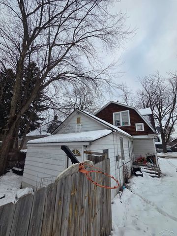 1923 N Oakley Street, Saginaw, MI 48602