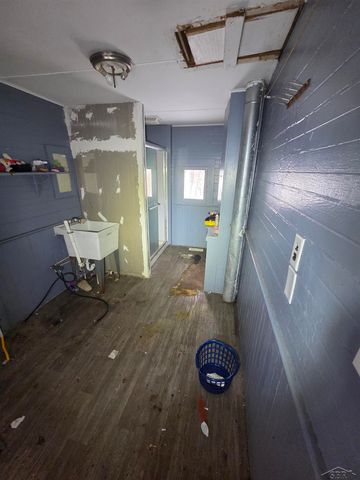 1923 N Oakley Street, Saginaw, MI 48602