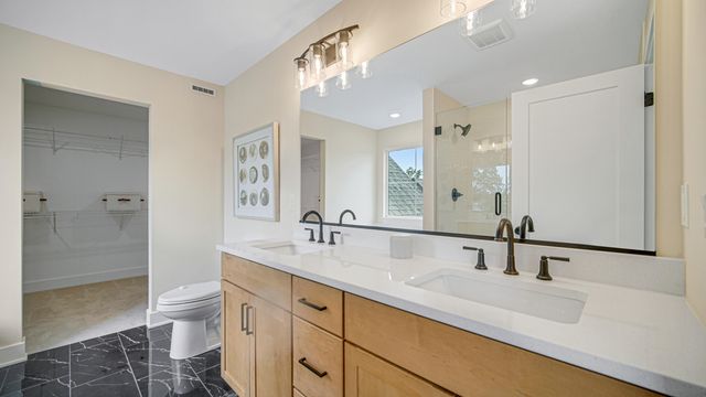 3105 Whispering Brook Lane, Valparaiso, IN 46385