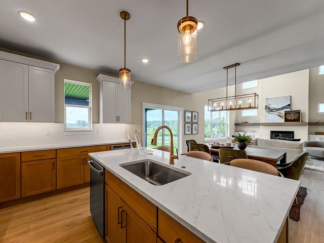 3105 Whispering Brook Lane, Valparaiso, IN 46385