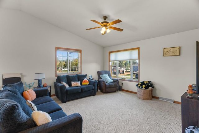 725 PLISCH STREET, Athens, WI 54411