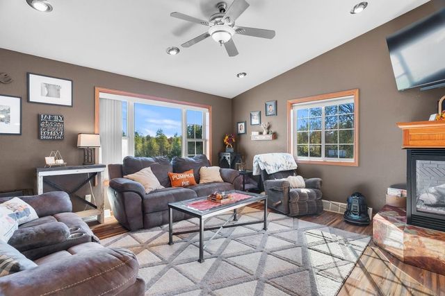 725 PLISCH STREET, Athens, WI 54411