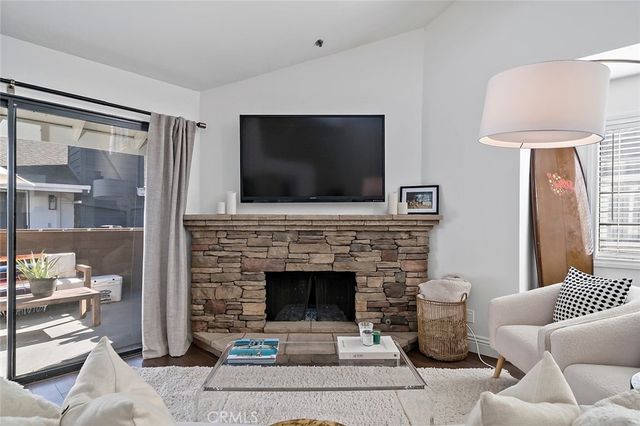 345 Avocado Street A4, Costa Mesa, CA 92627
