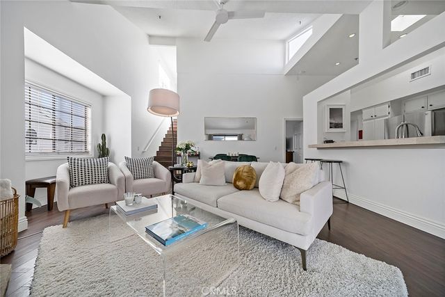 345 Avocado Street A4, Costa Mesa, CA 92627