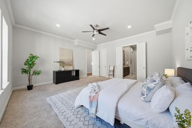 1360 W 25th Street, Houston, TX 77008