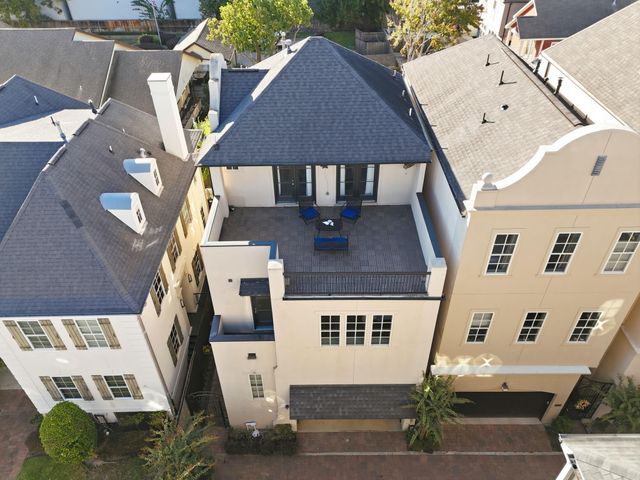 1360 W 25th Street, Houston, TX 77008